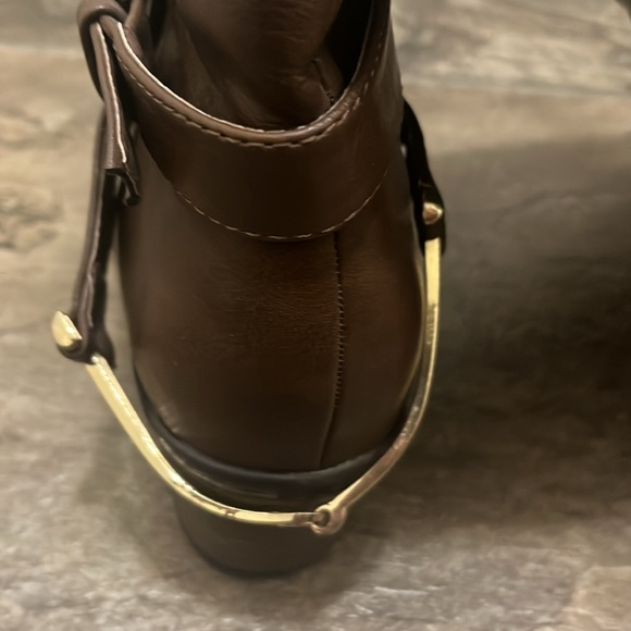 Like New Boots - Picture 4 of 7